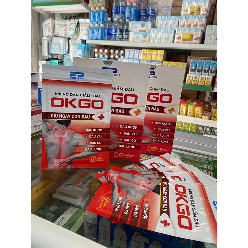 Miếng dán Nóng OKGO thảo dược hỗ trợ Giảm đau vai , nhức mỏi cơ, giảm đau khớp và thắt lưng